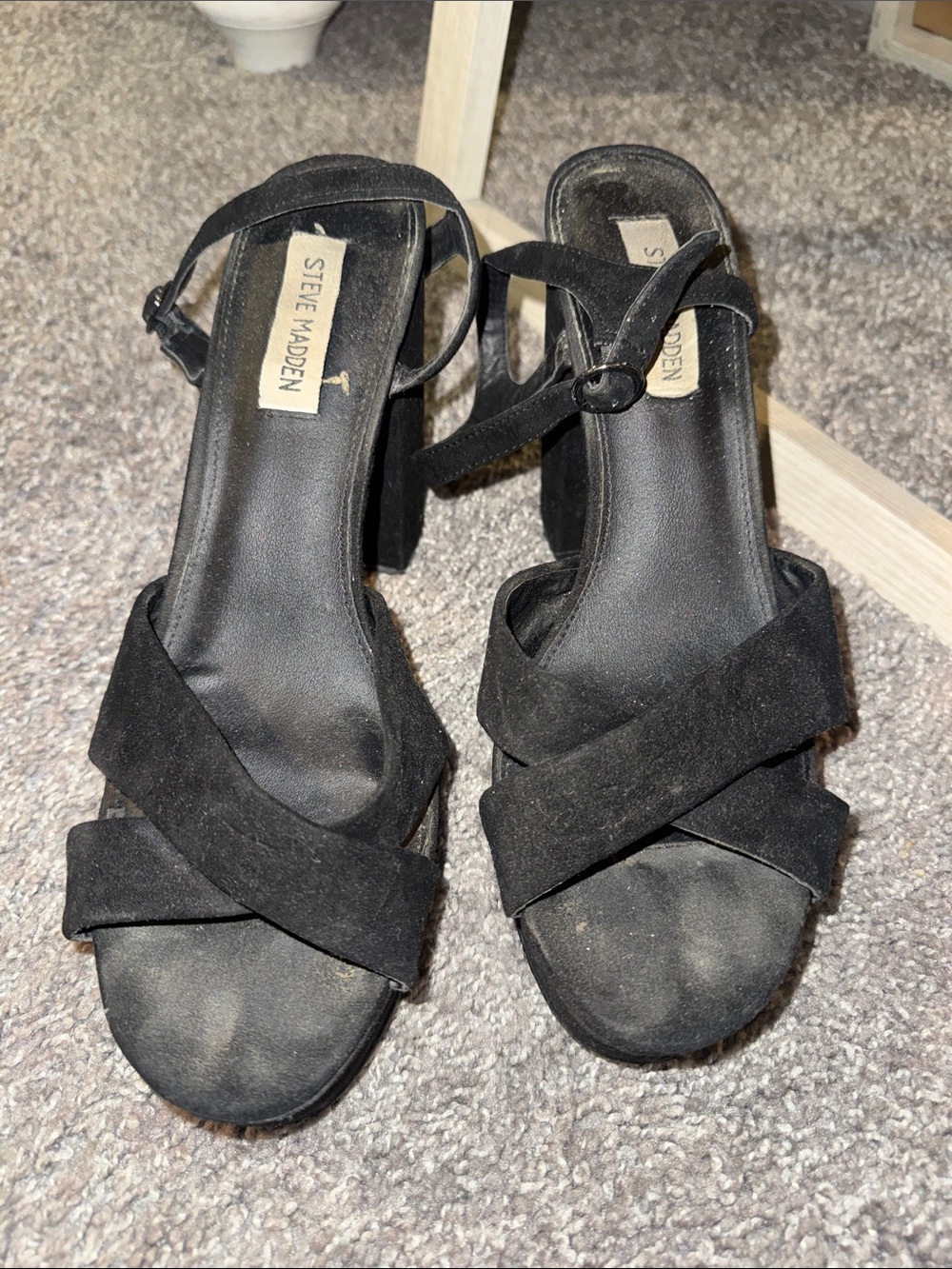Steve Madden Black Suede Crossover Block Heel Sandals